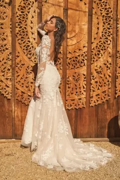 66260_FB_Lillian-West