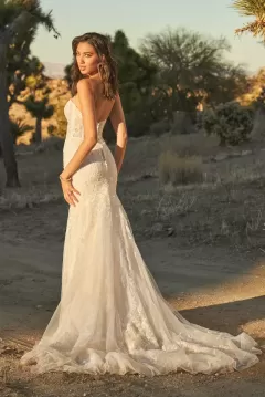 66262_FB_Lillian-West