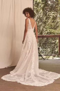 66291_FB_Lillian-West