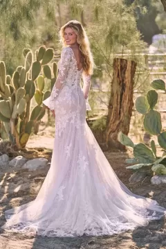 66292_FB_Lillian-West_2