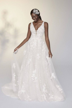 99208_FF_D_YVONNE_Justin-Alexander-Signature