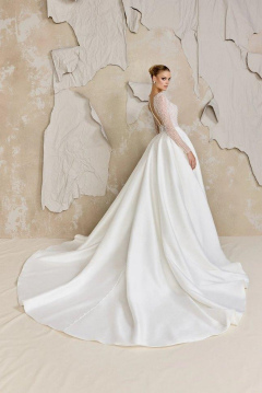 99329_Brooks_FB_Justin-Alexander-Signature